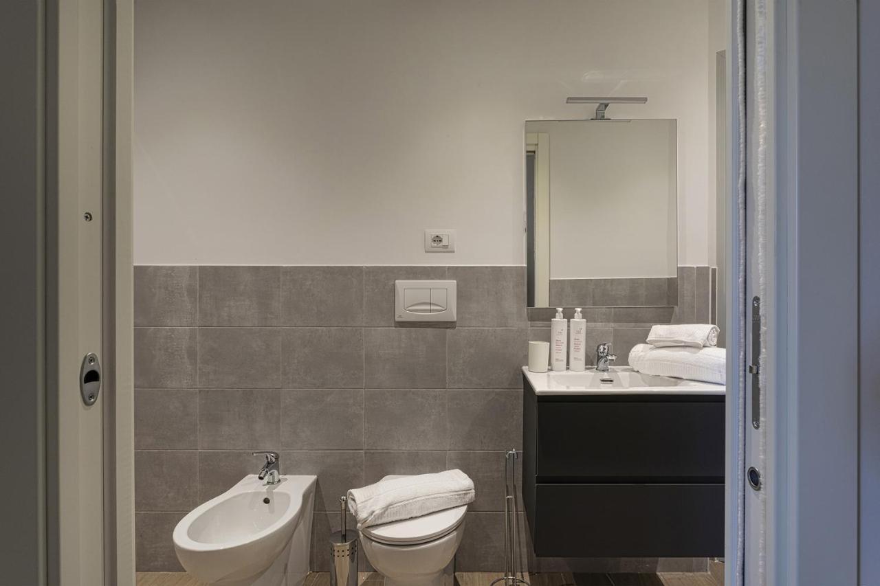 Brignole De Ferrari Apartments By Wonderful Italy 제노바 외부 사진
