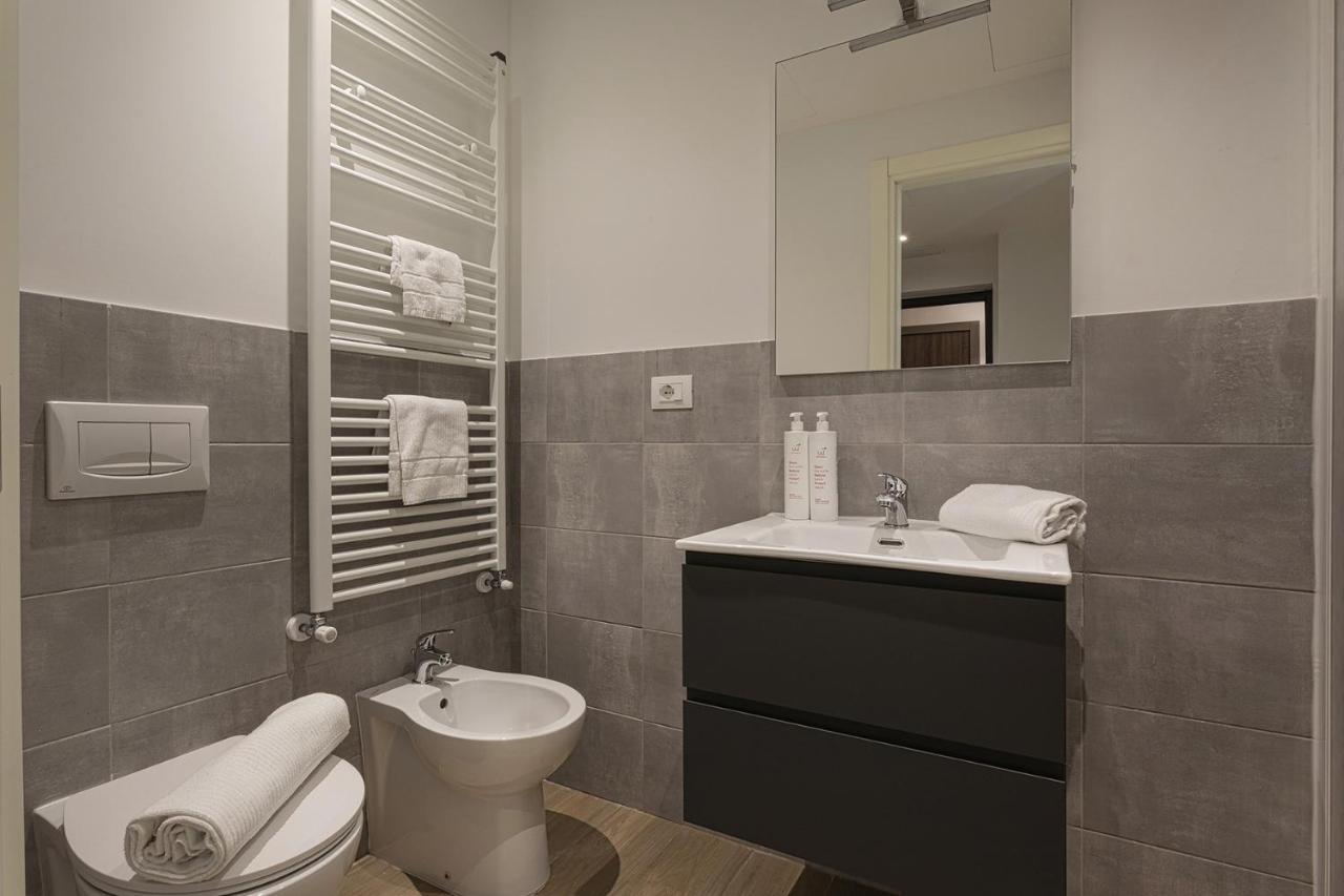 Brignole De Ferrari Apartments By Wonderful Italy 제노바 외부 사진